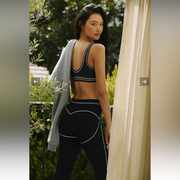 Authentic Alo black set - Picture 1 of 5
